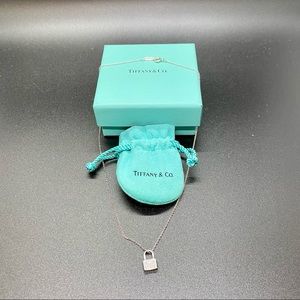 TIFFANY & CO NECKLACE WITH LOCK CHARM